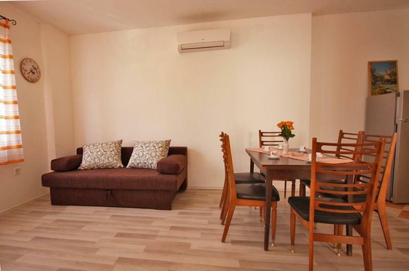 Petra Apartmán *